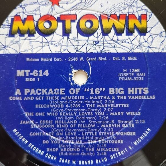 A package of 16 original hits Stevie Wonder Marvin Gaye Motown vinyl record musi - Picture 4 of 6
